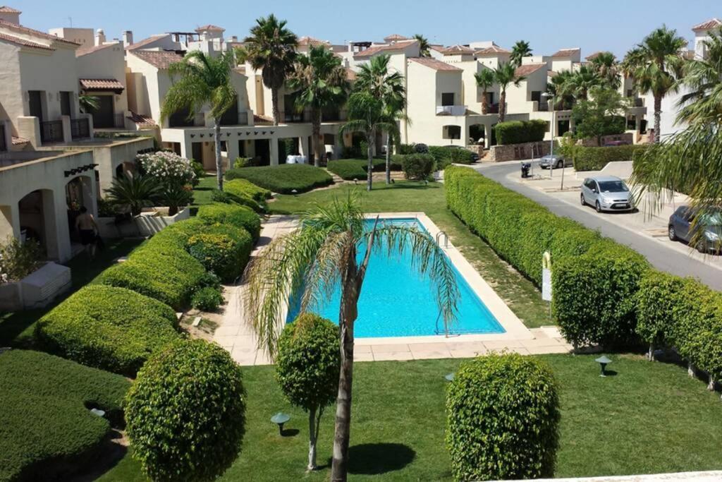 Roda Golf & Beach Resort. Townhouse, Poolside 木尔西亚 外观 照片